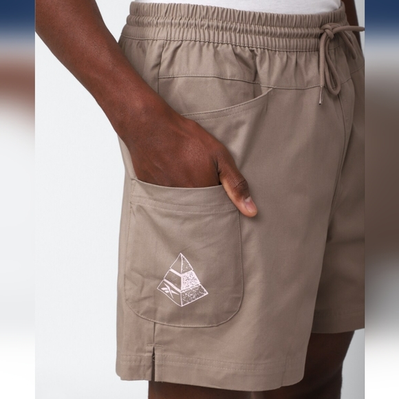 Mens Reebok CL Skate Shorts. - Picture 3 of 4